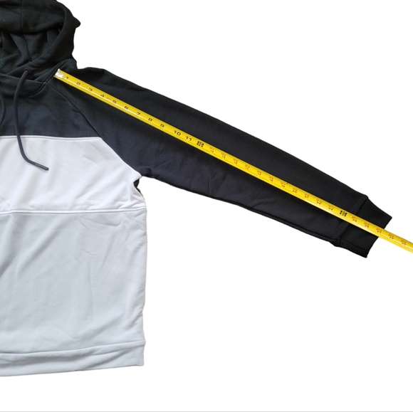 Under Armour Women's Qualifier Fleece Hoodie Blocked Multicolor Black Halo Gray - Picture 10 of 11